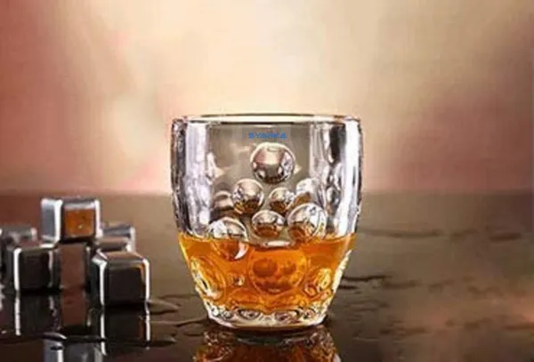 Set_of_4_Italian_Premium_Whiskey_Glasses_for_Drinks_|_Stylish_and_Attractive_Crystal_Design_Glasses