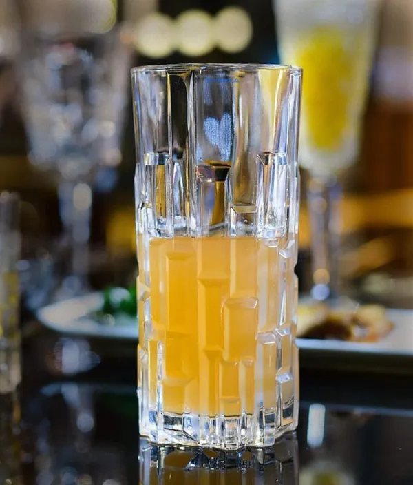 Set_of_6_Italian_Premium_Glasses_for_Juices_and_Water_|_Stylish_and_Attractive_Crystal_Design_Glasses