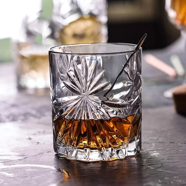 Set_of_6_Italian_Premium_Whiskey_Glasses_for_Drinks_|_Stylish_and_Attractive_Crystal_Design_Glasses