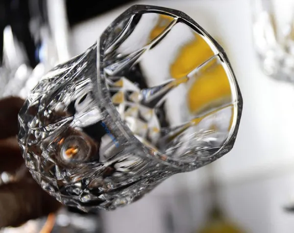 Set_of_6_Italian_Premium_Wine_Glasses_for_Red_and_White_Wine_|_Stylish_and_Attractive_Crystal_Design_Glasses