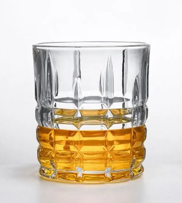 Set_of_6_Italian_Premium_Whiskey_Glasses_for_Drinks_|_Stylish_and_Attractive_Crystal_Design_Glasses