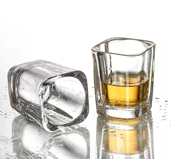 Set_of_6_Italian_Premium_Shot_Glasses_Set_|_Stylish_and_Attractive_Crystal_Design_Glasses