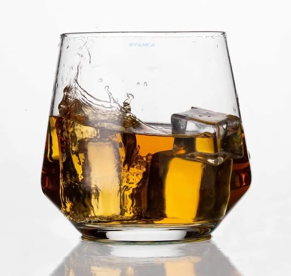 Set_of_6_Italian_Premium_Whiskey_Glasses_for_Drinks_|_Stylish_and_Attractive_Crystal_Design_Glasses