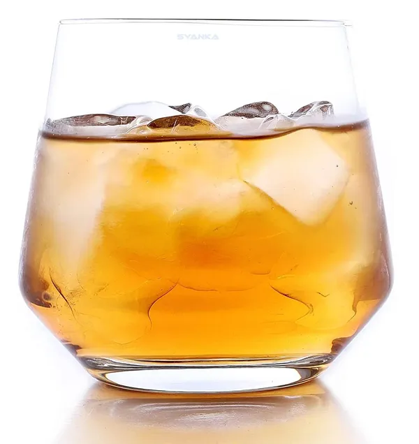 Set_of_6_Italian_Premium_Whiskey_Glasses_for_Drinks_|_Stylish_and_Attractive_Crystal_Design_Glasses