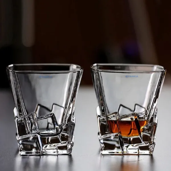 Set_of_6_Italian_Premium_Whiskey_Glasses_for_Drinks_|_Stylish_and_Attractive_Crystal_Design_Glasses