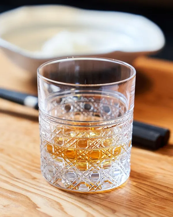 Set_of_6_Italian_Premium_Whiskey_Glasses_for_Drinks_|_Stylish_and_Attractive_Crystal_Design_Glasses