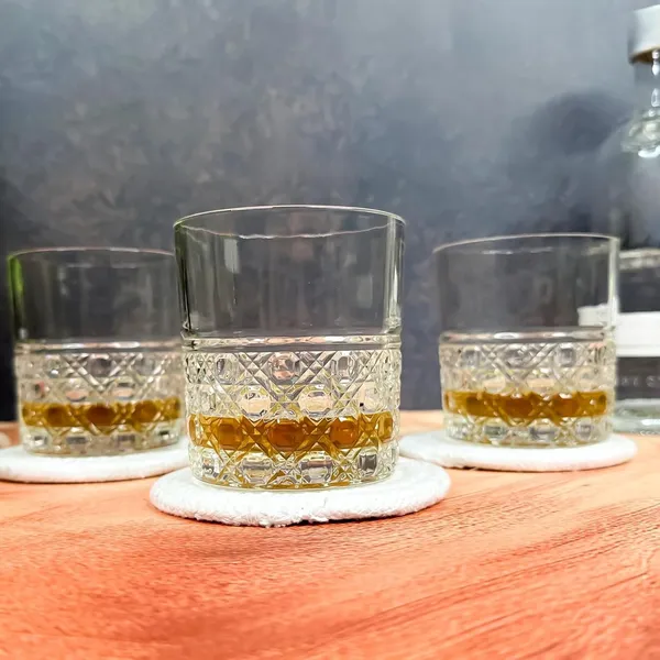 Set_of_6_Italian_Premium_Whiskey_Glasses_for_Drinks_|_Stylish_and_Attractive_Crystal_Design_Glasses