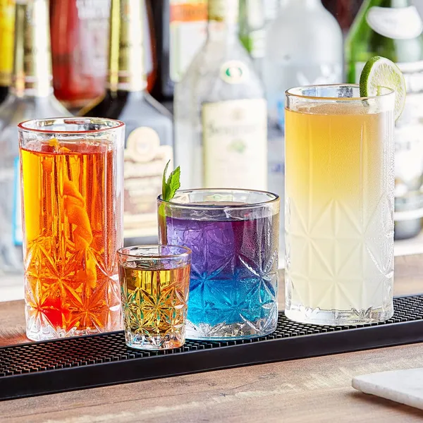 Set_of_8_Italian_Premium_Glasses_for_Juices_and_Water_|_Stylish_and_Attractive_Crystal_Design_Glasses