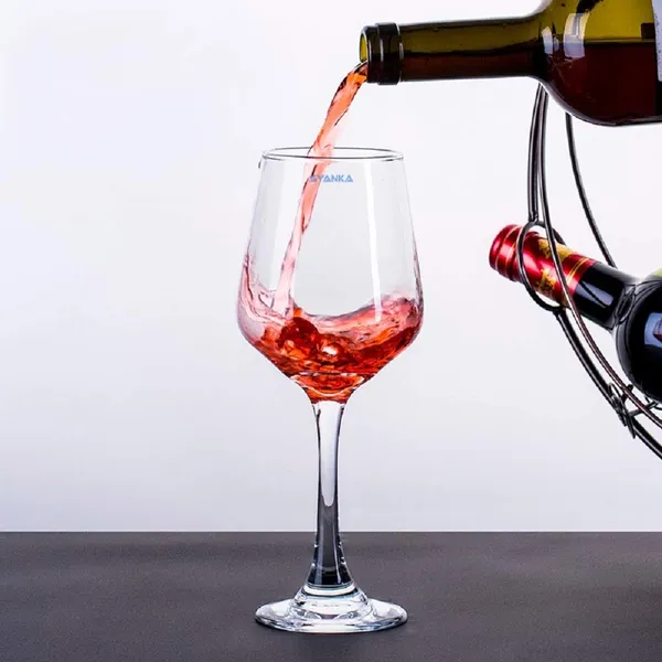 Set_of_8_Italian_Premium_Wine_Glasses_for_Red_and_White_Wine_|_Stylish_and_Attractive_Crystal_Design_Glasses