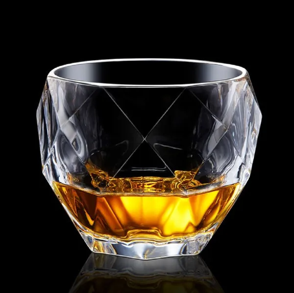 Set_of_2_Italian_Premium_Whiskey_Glasses_for_Drinks_|_Stylish_and_Attractive_Crystal_Design_Glasses