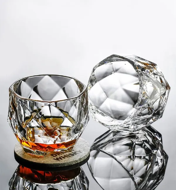 Set_of_2_Italian_Premium_Whiskey_Glasses_for_Drinks_|_Stylish_and_Attractive_Crystal_Design_Glasses
