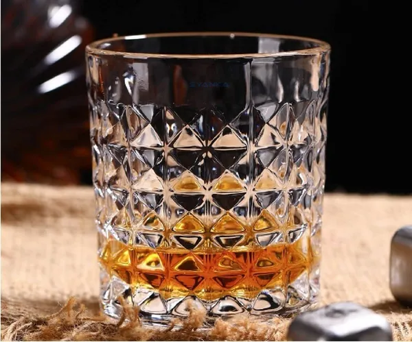 Set_of_4_Italian_Premium_Whiskey_Glasses_for_Drinks_|_Stylish_and_Attractive_Crystal_Design_Glasses