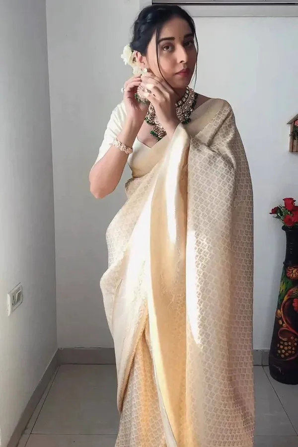 Beige_Banarasi_Ready_to_Wear_Lichi_Silk_Saree_|_Premium_Party_Wear_Saree_with_Blouse_Piece_|_Trendy_Wedding_&_Festive_Soft_Silk_Sadi_Collection