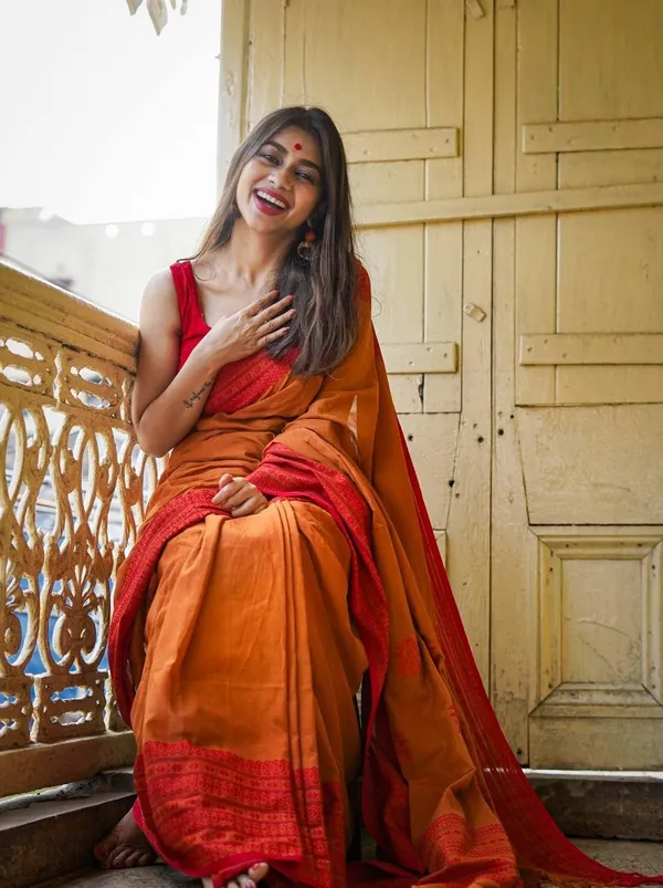 Rust_Red_Saree_New_Collection_�_Latest_Design_Kanjeevaram_Saree_with_Rich_Pallu_and_Contrast_Blouse_|_Traditional_Partywear_Sadi_for_Wedding_&_Festive_|_Soft_Lilan_Slab_Material