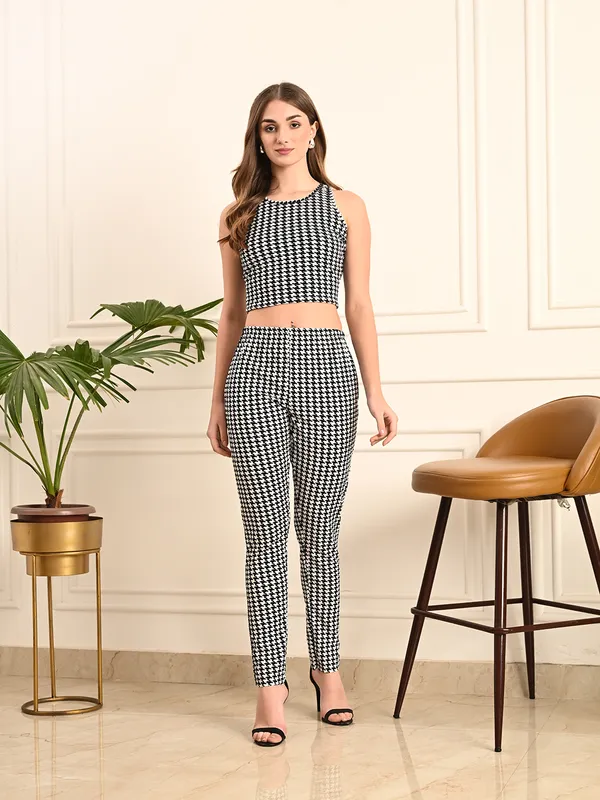 Black_Polyester_Houndstooth_Sleeveless_Crop_Top_And_Trousers_Co-Ords_For_Women_&_Girls
