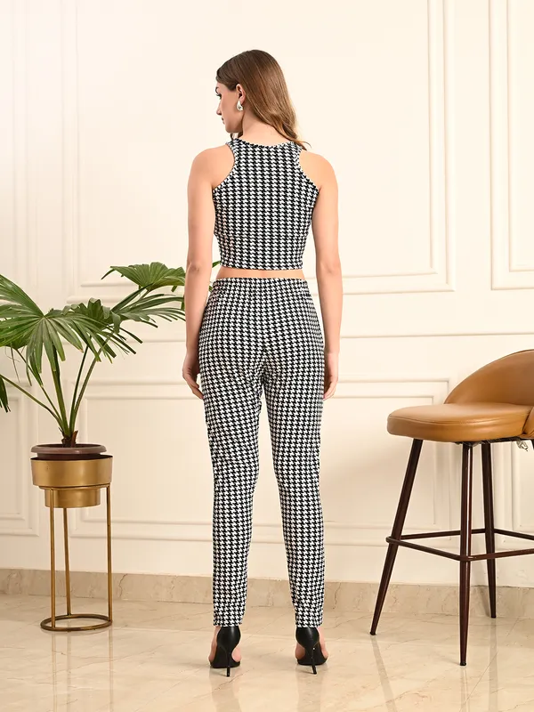 Black_Polyester_Houndstooth_Sleeveless_Crop_Top_And_Trousers_Co-Ords_For_Women_&_Girls