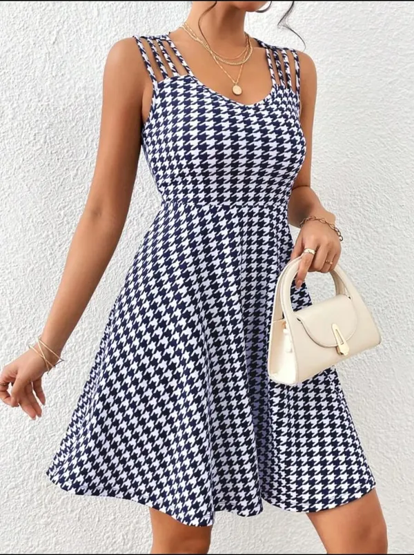 Black_Fit_And_Flare_Sleeveless_Dress_For_Women