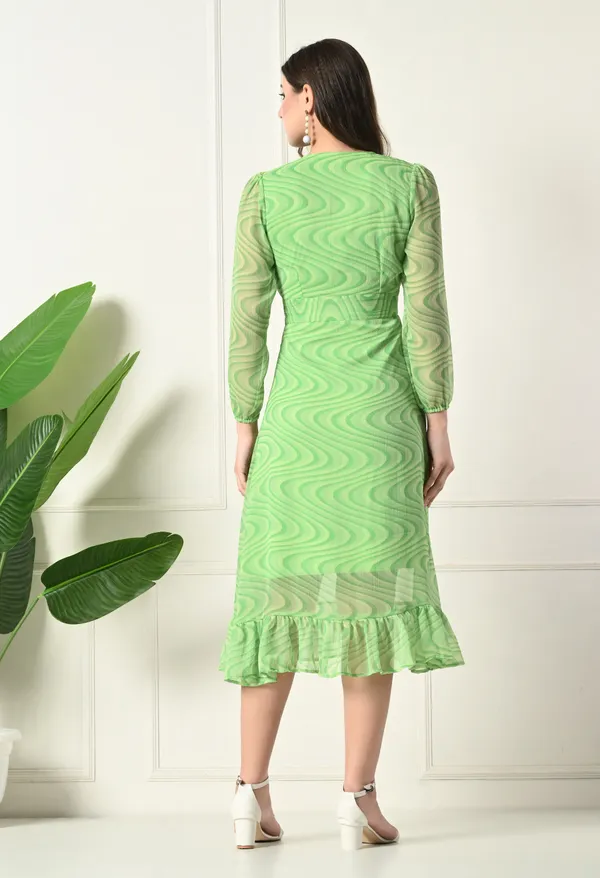 Elegant_Printed_Midi_Dress_with_Long_Sleeves