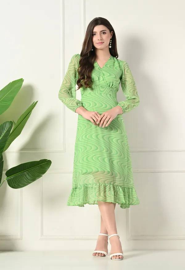 Elegant_Printed_Midi_Dress_with_Long_Sleeves