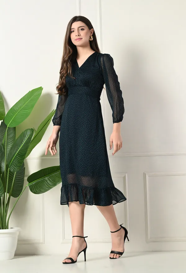 Elegant_Women's_Midi_Dresses_–_Stylish_&_Trendy