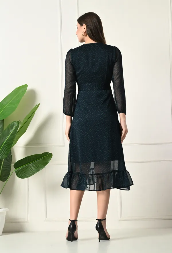Elegant_Women's_Midi_Dresses_–_Stylish_&_Trendy