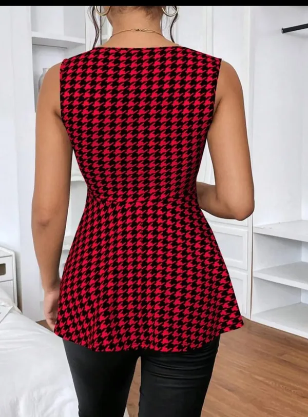 Maroon_Lycra_V_Neck_Top_For_Women