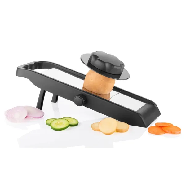 Black_Multipurpose_Potato/Onion_Slicer_and_Grater