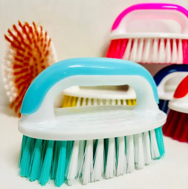 Multicolor_Cloth_Washing_Soft_Bristles_Brush_For_Cleaning_Clothes_Plastic_Wet_And_Dry_Brush_(Pack_Of_2)