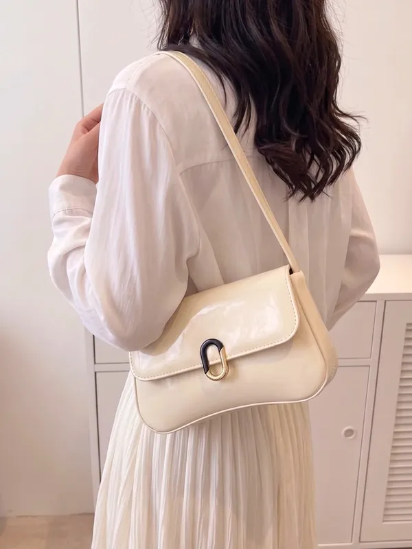 LIKE_STYLE_Patent_PU_Sling_Bag_with_Metal_Clasp