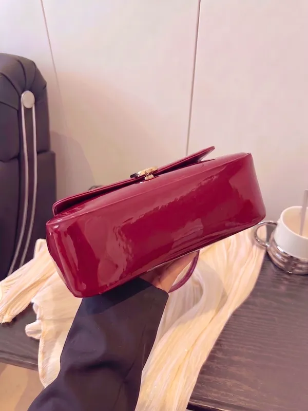 LIKE_STYLE_Patent_PU_Sling_Bag_with_Metal_Clasp