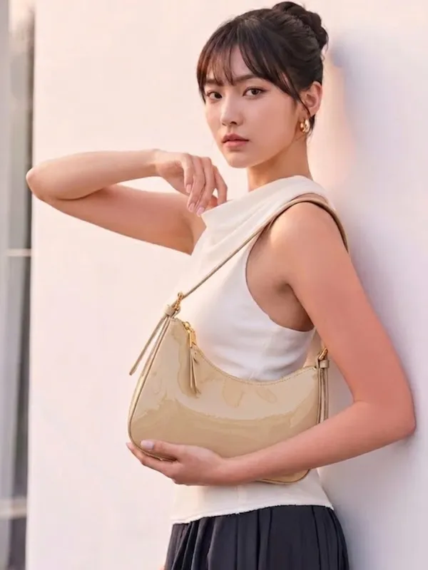 LIKE_STYLE_Premium_Glossy_Patent_PU_Sling_Bag_for_Women
