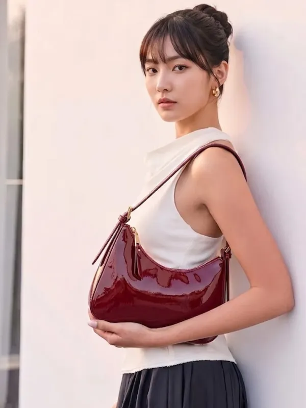 LIKE_STYLE_Premium_Glossy_Patent_PU_Sling_Bag_for_Women