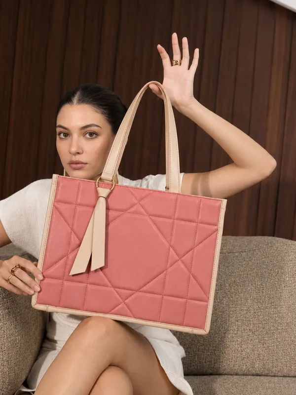LIKE_STYLE_Women’s_Quilted_Tote_Bag_|_Geometric_Design