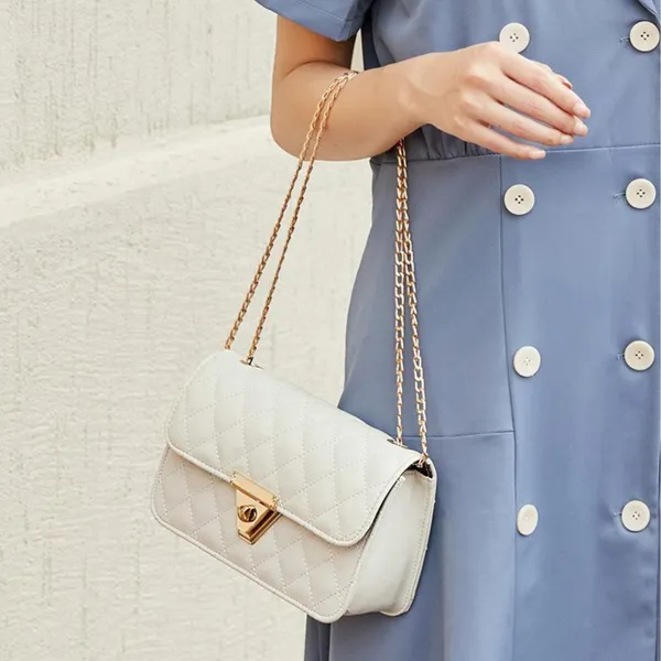 White_PU_Leather_Closure_Flap_Sling_Bag_(_24_*_17_*_8_Cm)