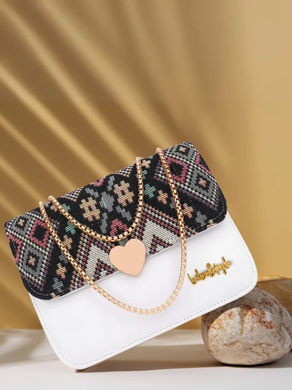 White_Jute_&_PU_Leather_Closure_Flap_Sling_Bag_For_Women_(_24_*_17_*_7_Cm)