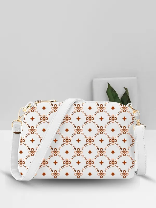 White_PU_Leather_Closure_Zip_Sling_Bag_For_Women_(_25_*_20_*_5_Cm)
