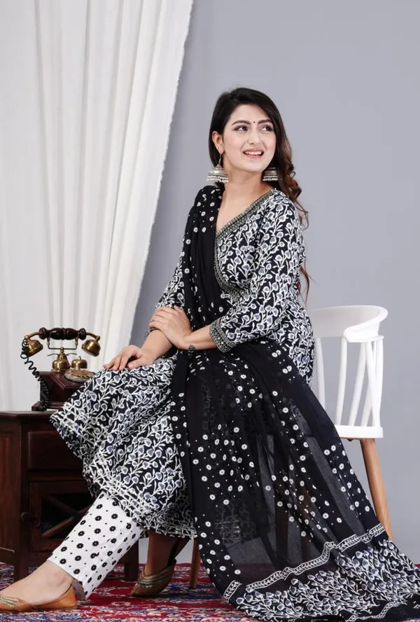 Black_Angrakha_Kurta_set_