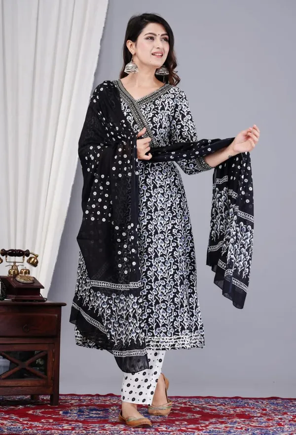 Black_Angrakha_Kurta_set_
