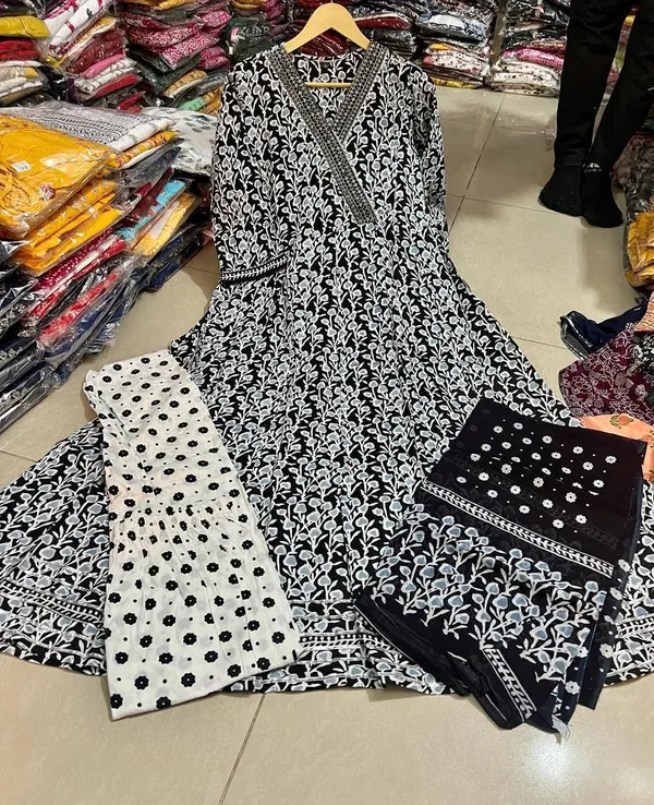 Black_Angrakha_Kurta_set_