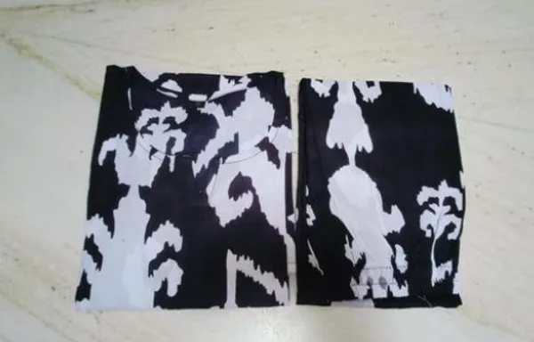 Women's_Viscose_Cotton_Black_Floral_Printed_Kurta_and_Pant_Set_|_Co-Ord_Set_for_Women