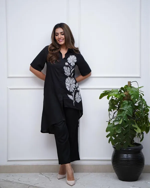 Elegant_Embroidered_Black_Cotton_Cord_set