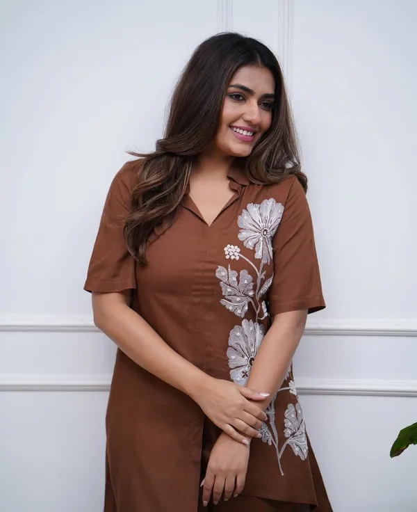 Elegant_Embroidered_Brown_Cotton_Cord_set