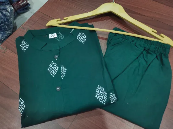 Green_Butti_Soft_Cotton_Kurta_Set