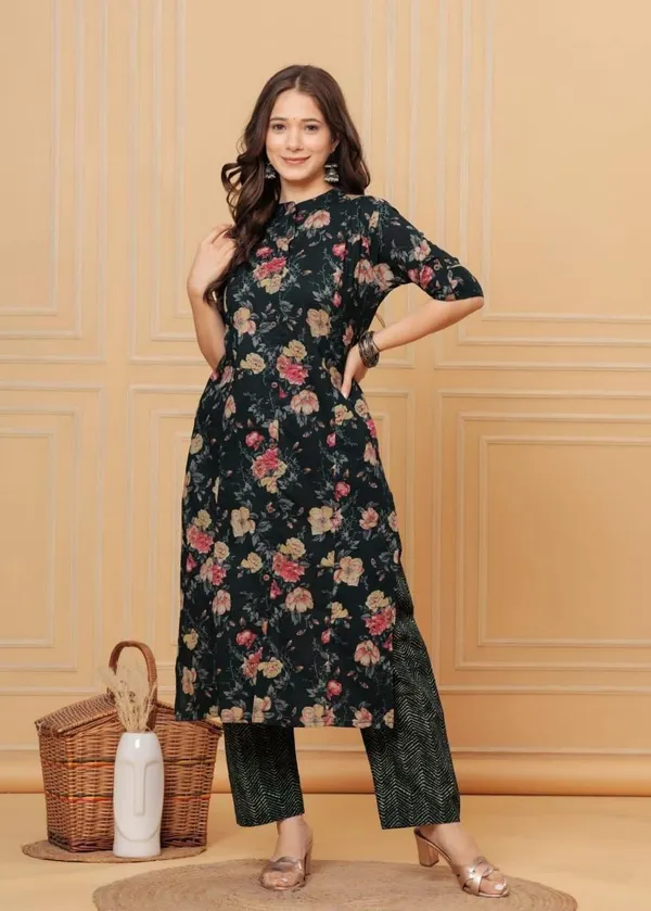 Women's_Green_Floral_Print_Cotton_A-Line_Kurta_Set_with_Collar_Neck,_Pocket_in_Kurta