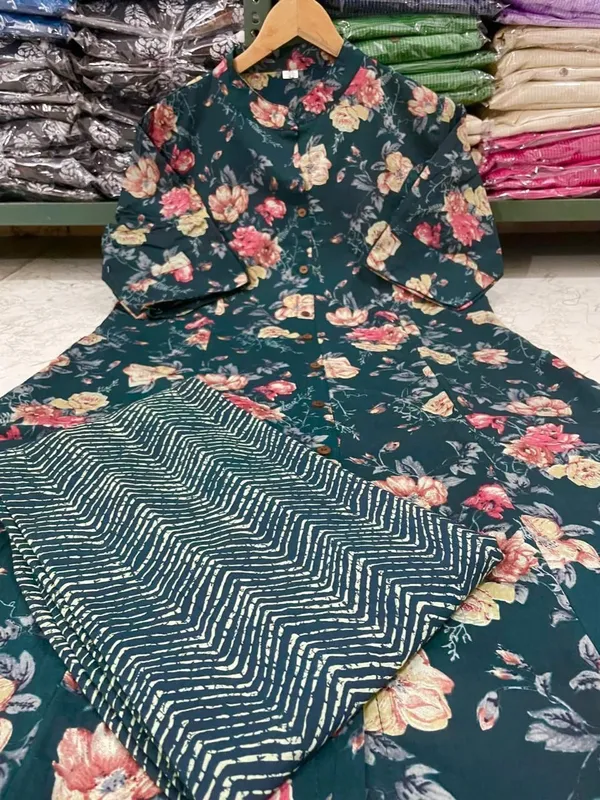 Women's_Green_Floral_Print_Cotton_A-Line_Kurta_Set_with_Collar_Neck,_Pocket_in_Kurta