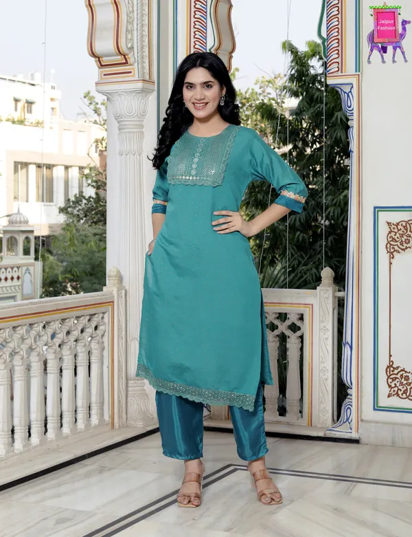 Rama_Green_Makhan_Malai_Roman_Silk_Embroidered_Kurta_Set_For_Women