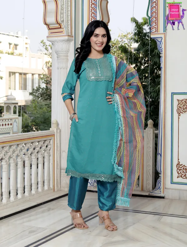 Rama_Green_Makhan_Malai_Roman_Silk_Embroidered_Kurta_Set_For_Women