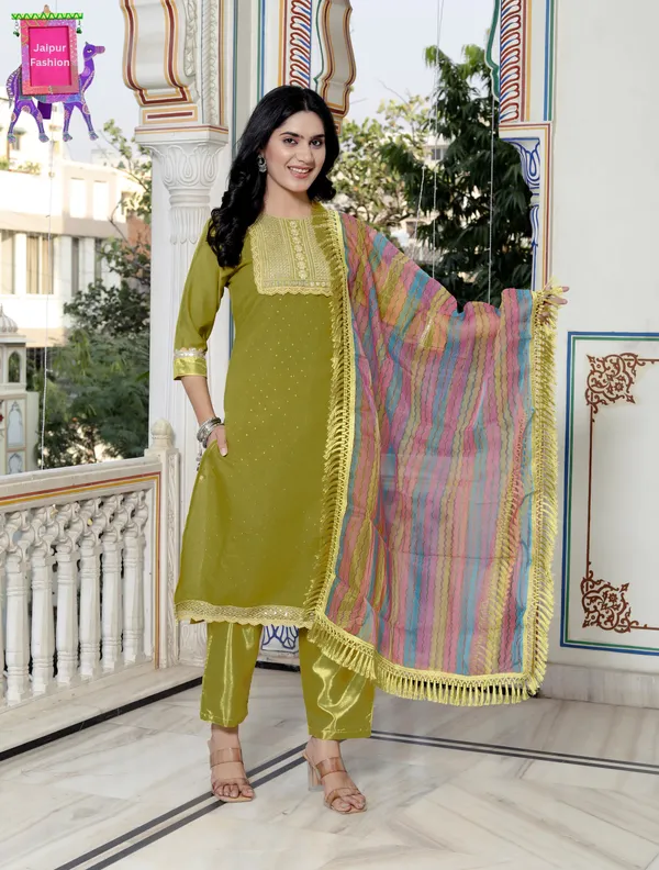 Neon_Makhan_Malai_Roman_Silk_Neon_Embroidered_Kurta_Set_For_Women