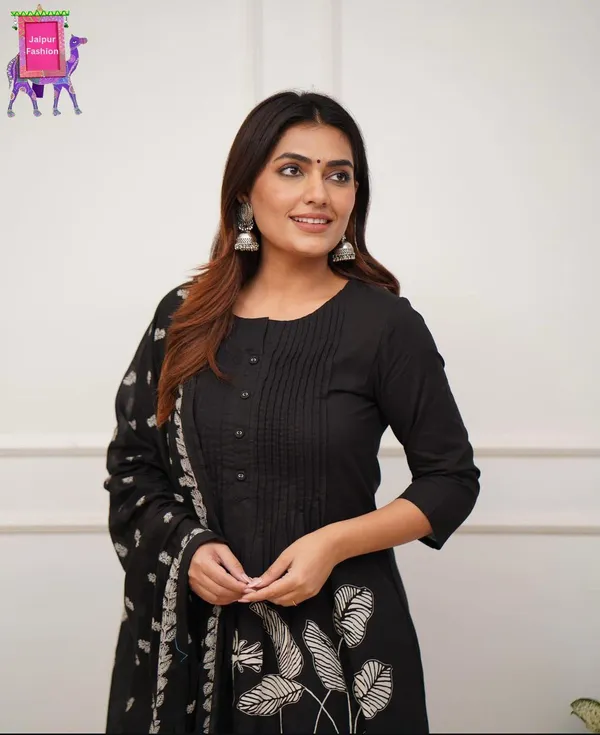 Black_Beautiful_Cotton_Floral_Print_With_Pintex_Work_Kurta_Set_For_Women
