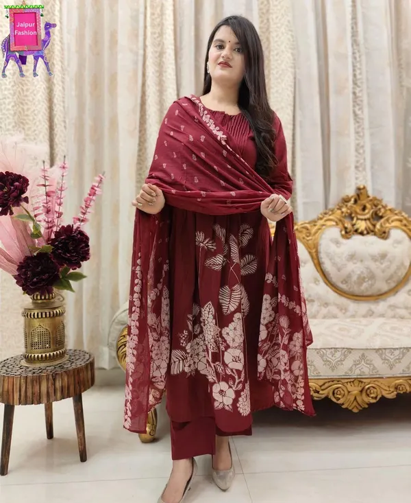 Maroon_Beautiful_Cotton_Floral_Print_With_Pintex_Work_Kurta_Set_For_Women